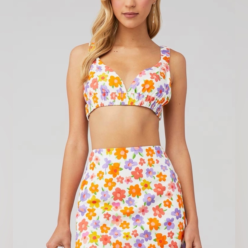 PEPPERMAYO
CICI LINEN CROP TOP